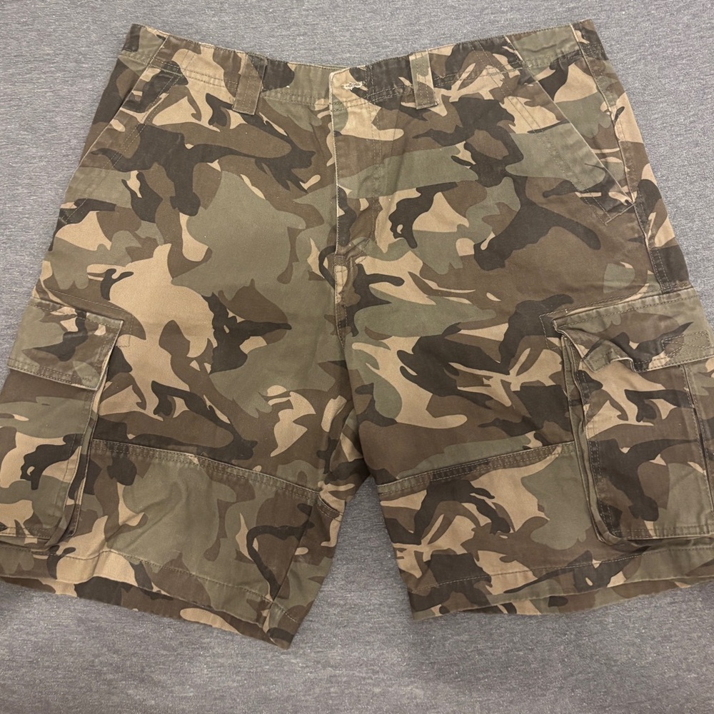Bugle Boy Men's Camouflage Cargo Shorts